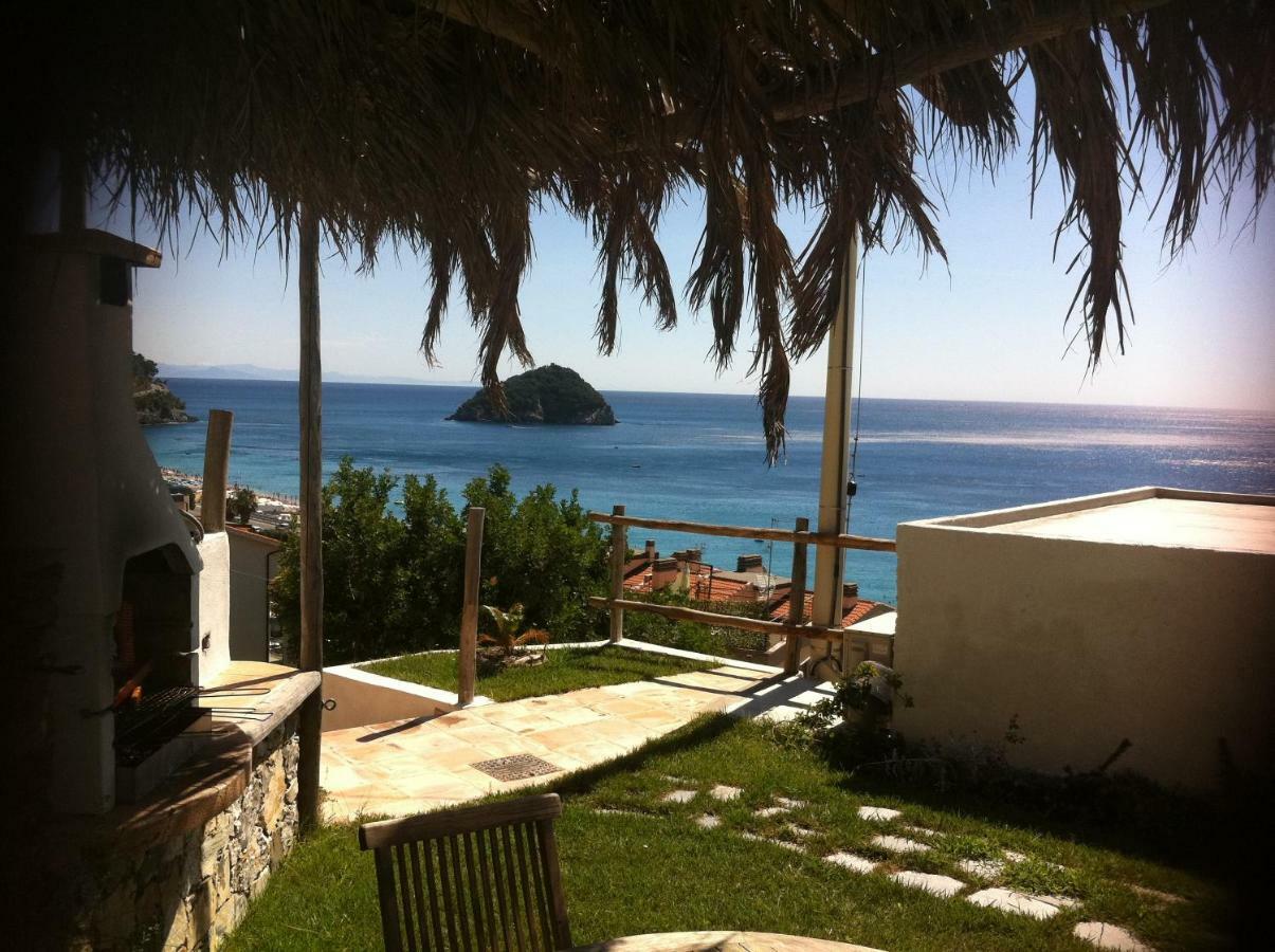 Soqquadro Art&Relax - Spotorno Apartment Exterior photo